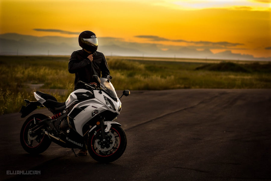 MotoQuiet Dravem sous casque moto pour réduire le bruit du vent